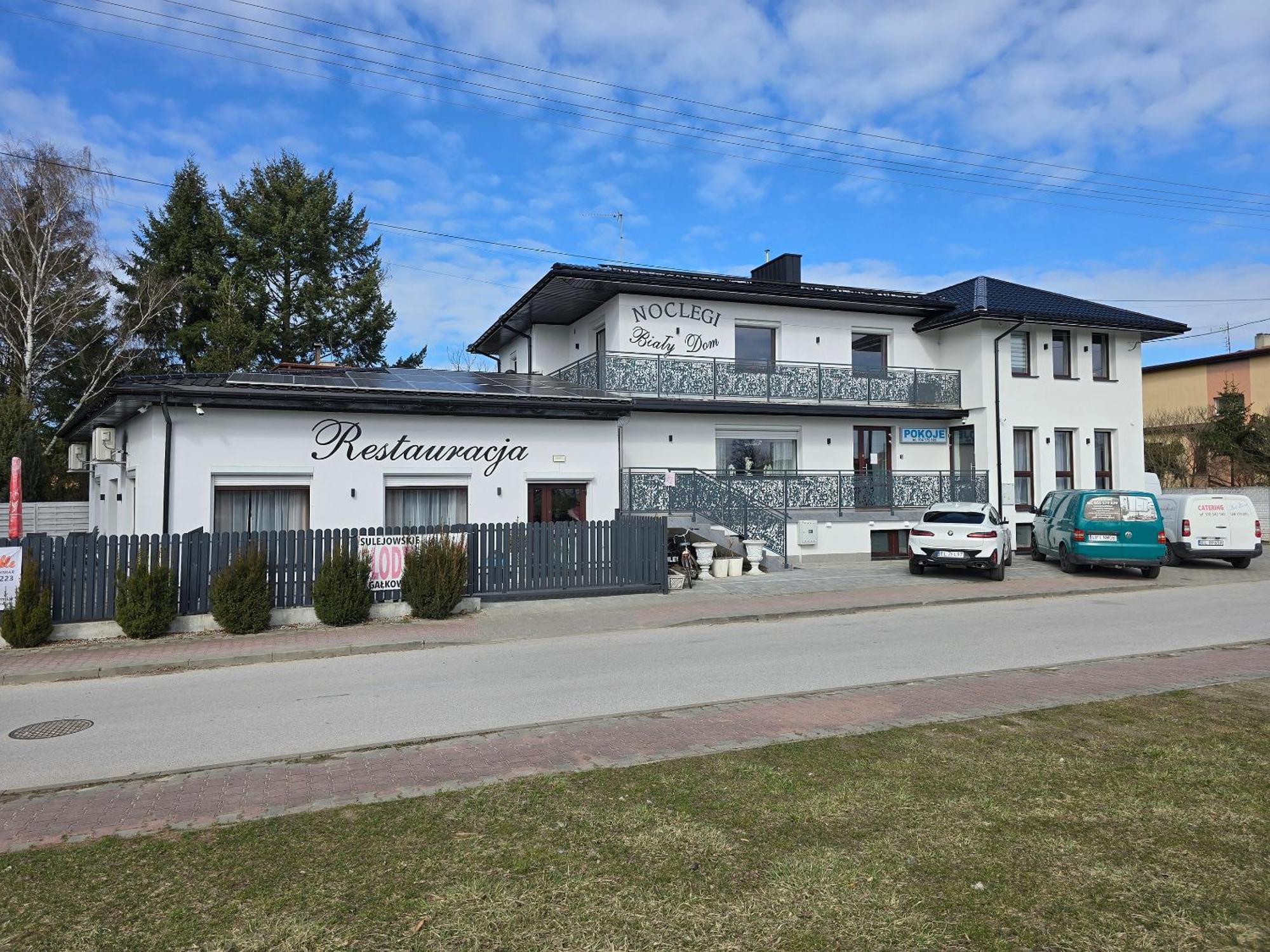 Ferienwohnung Bialy Dom Sulejów Exterior foto